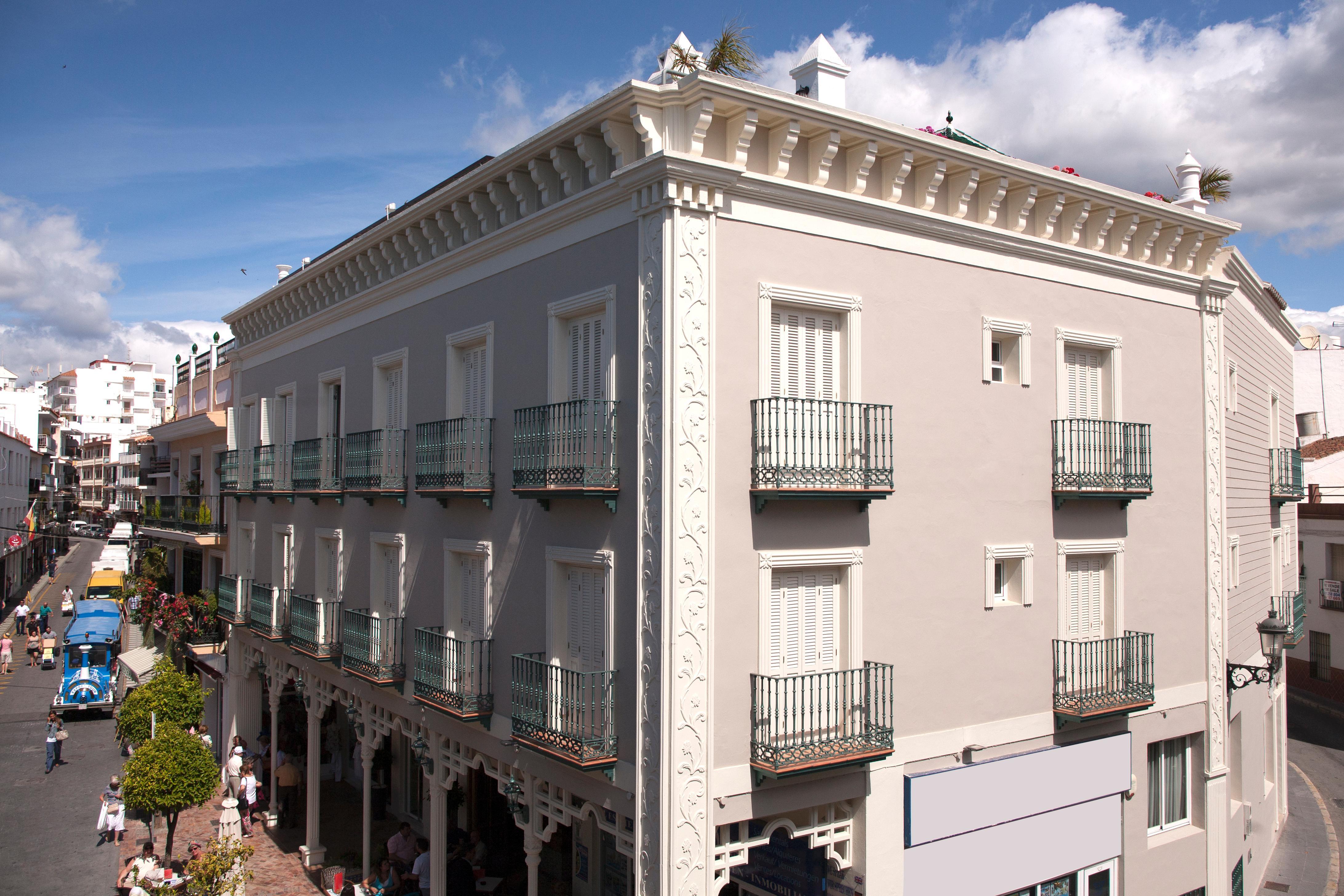 Hotel Plaza Cavana Nerja Exterior foto