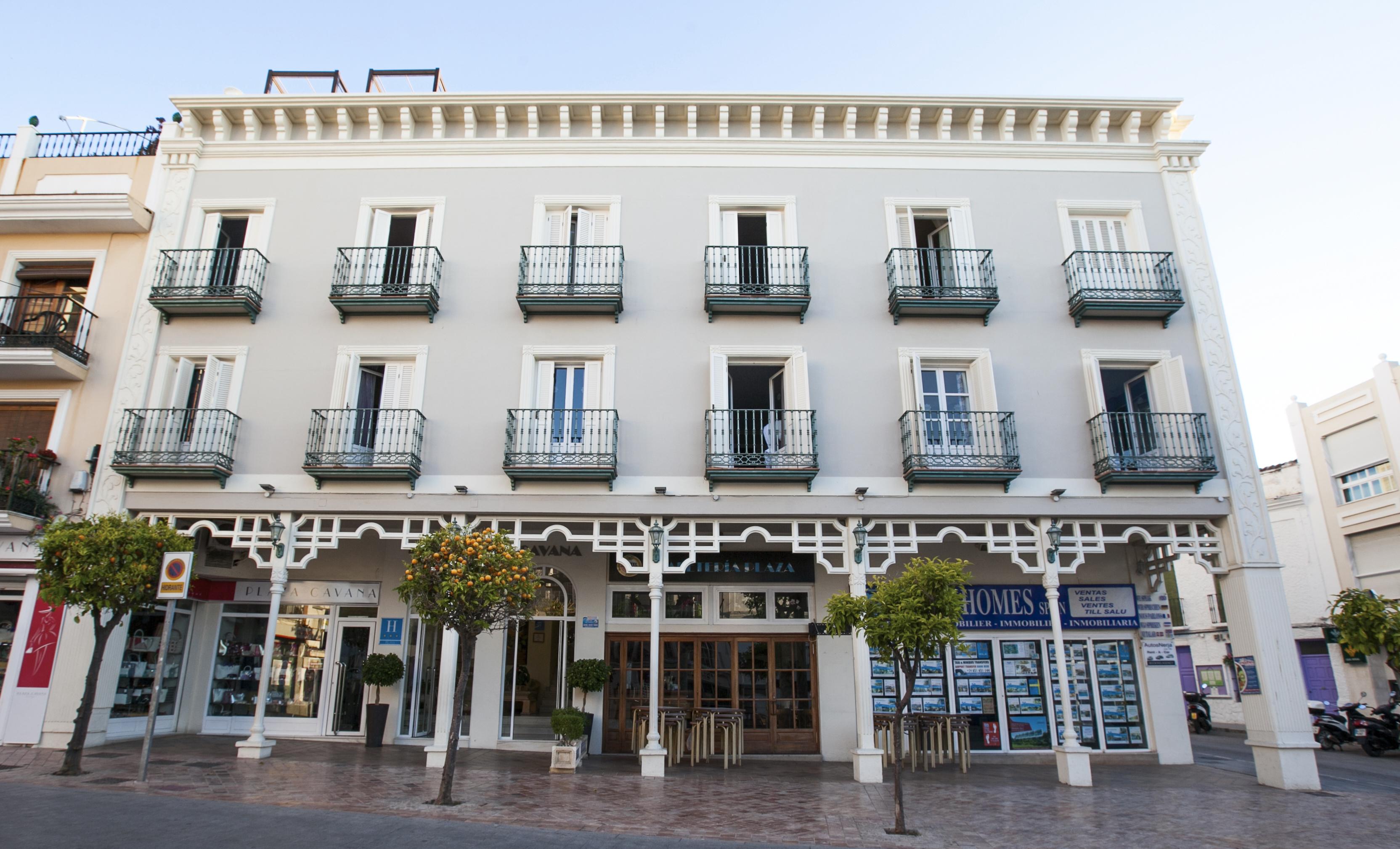 Hotel Plaza Cavana Nerja Exterior foto