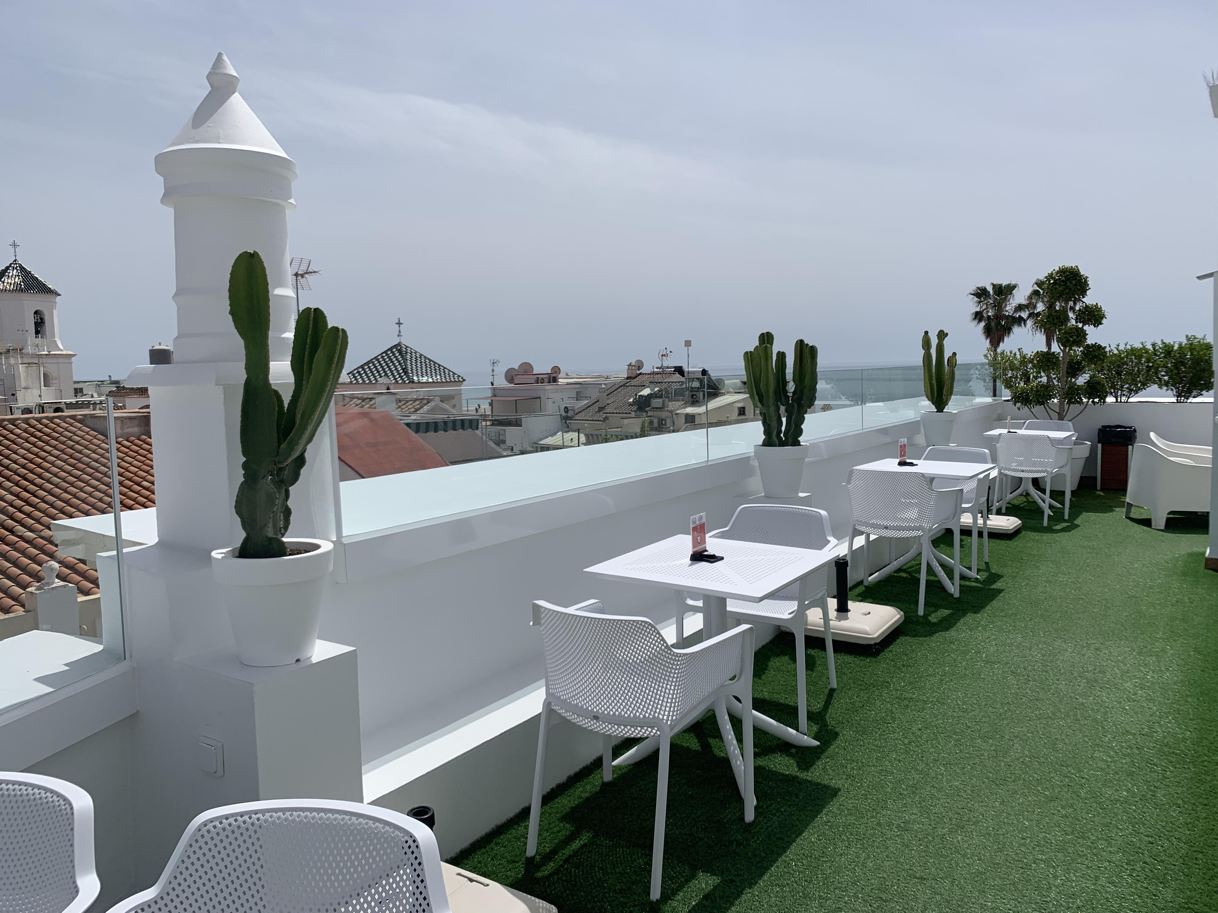 Hotel Plaza Cavana Nerja Exterior foto
