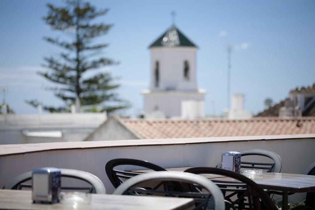Hotel Plaza Cavana Nerja Exterior foto